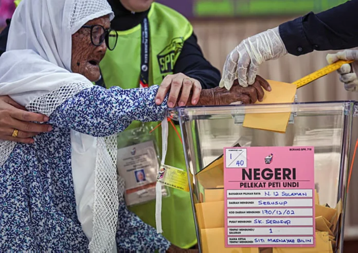 Sabah election ballot boxes arrive at counting centres
