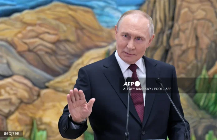 Putin demands Ukraine cede land or face continued Russian offensive