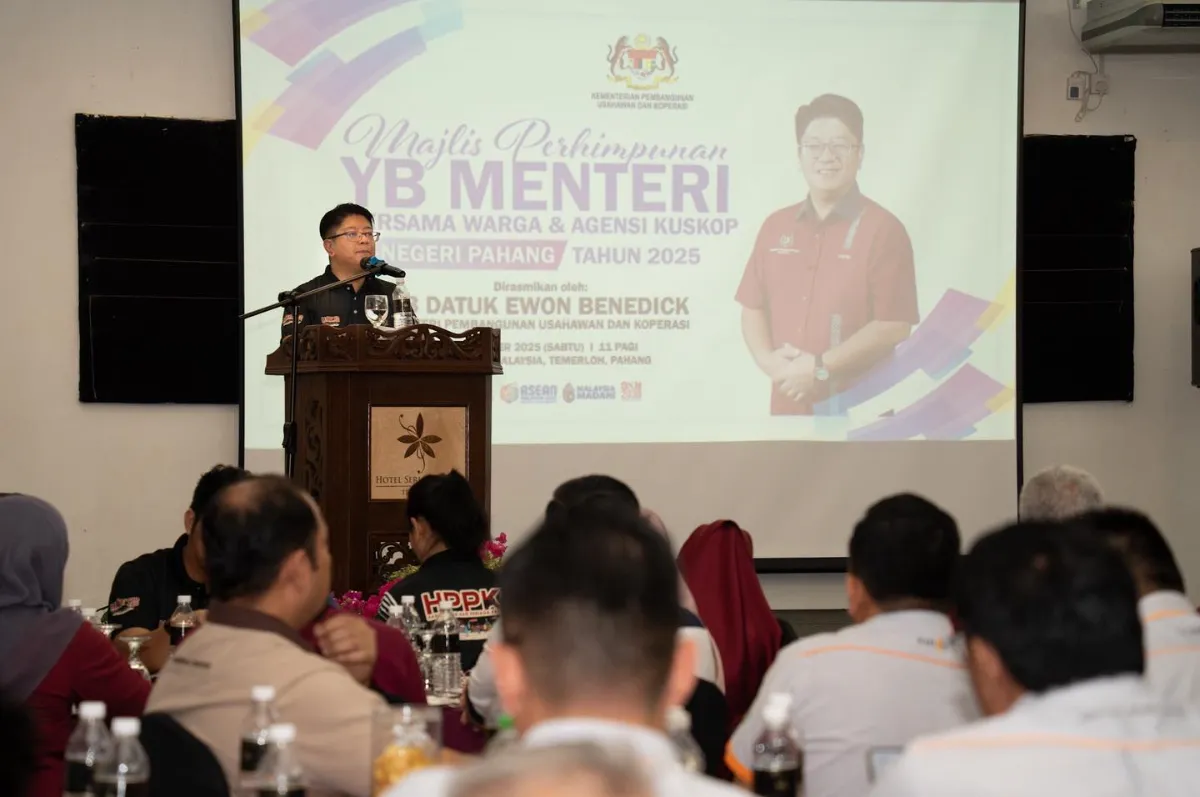 RM425 juta disalurkan kepada usahawan dan koperasi di Pahang RM425 juta disalurkan kepada usahawan dan koperasi di Pahang
