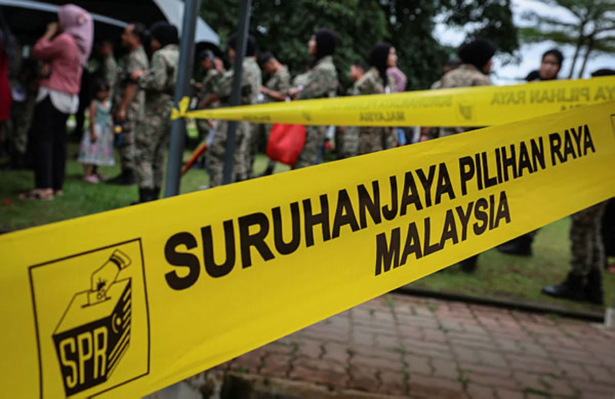 Rain fails to disrupt early voting in Sabah state election