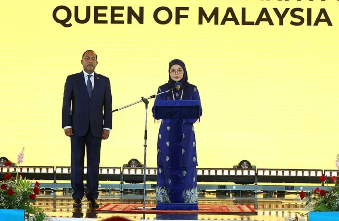 Kemajuan mesti sentiasa dipandu oleh adab - Raja Zarith Sofiah