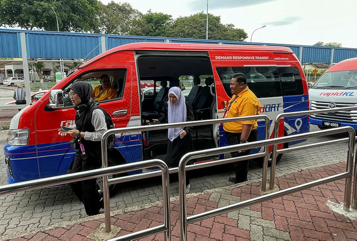 Rapid Bus lancar fasa akhir migrasi aplikasi Rapid On-Demand Rapid Bus lancar fasa akhir migrasi aplikasi Rapid On-Demand
