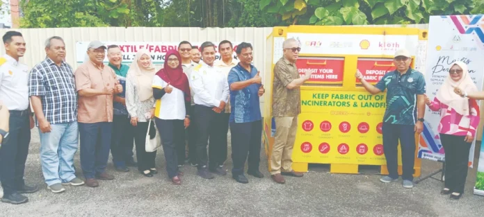 Recycling used clothes for sustainable community