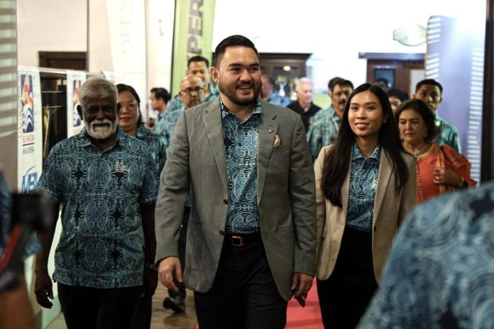 Tengku Amir Shah joins 35th Raja Muda Selangor International Regatta