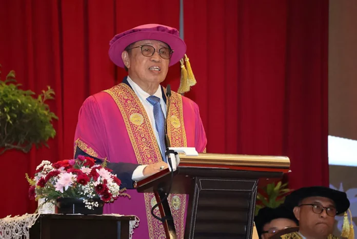 Siswazah Sarawak digesa pimpin transformasi sosioekonomi negeri