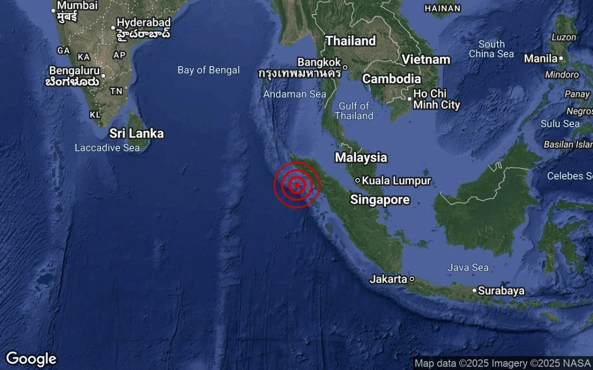 Strong_6_5_magnitude_earthquake_strikes_off_North_Sumatra__tremors_felt_in_Malaysia Strong 6.5 magnitude earthquake strikes off North Sumatra, tremors felt in Malaysia