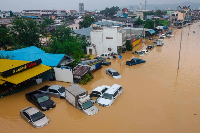 Thai morgue overflows as flood death toll hits 55
