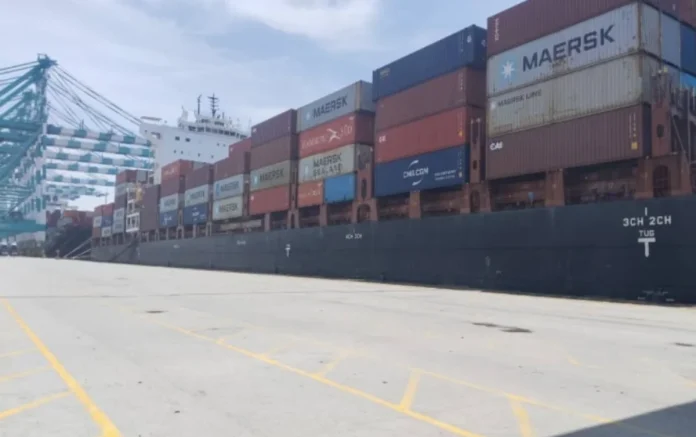 Three dead in container fire aboard MSC Kyparissia at PTP port