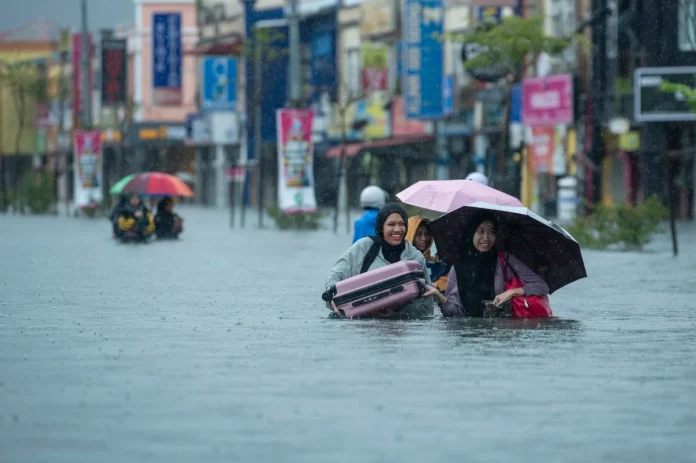 UMK_Kota_campus_moves_classes_online_for_535_flood-affected_students