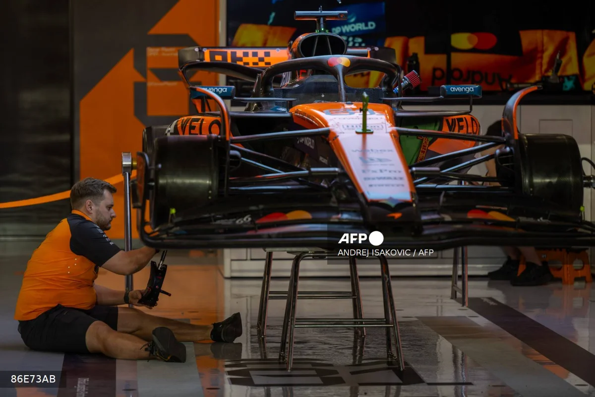 Verstappen_backs_McLaren_s_no_team_orders_decision_for_Qatar_GP