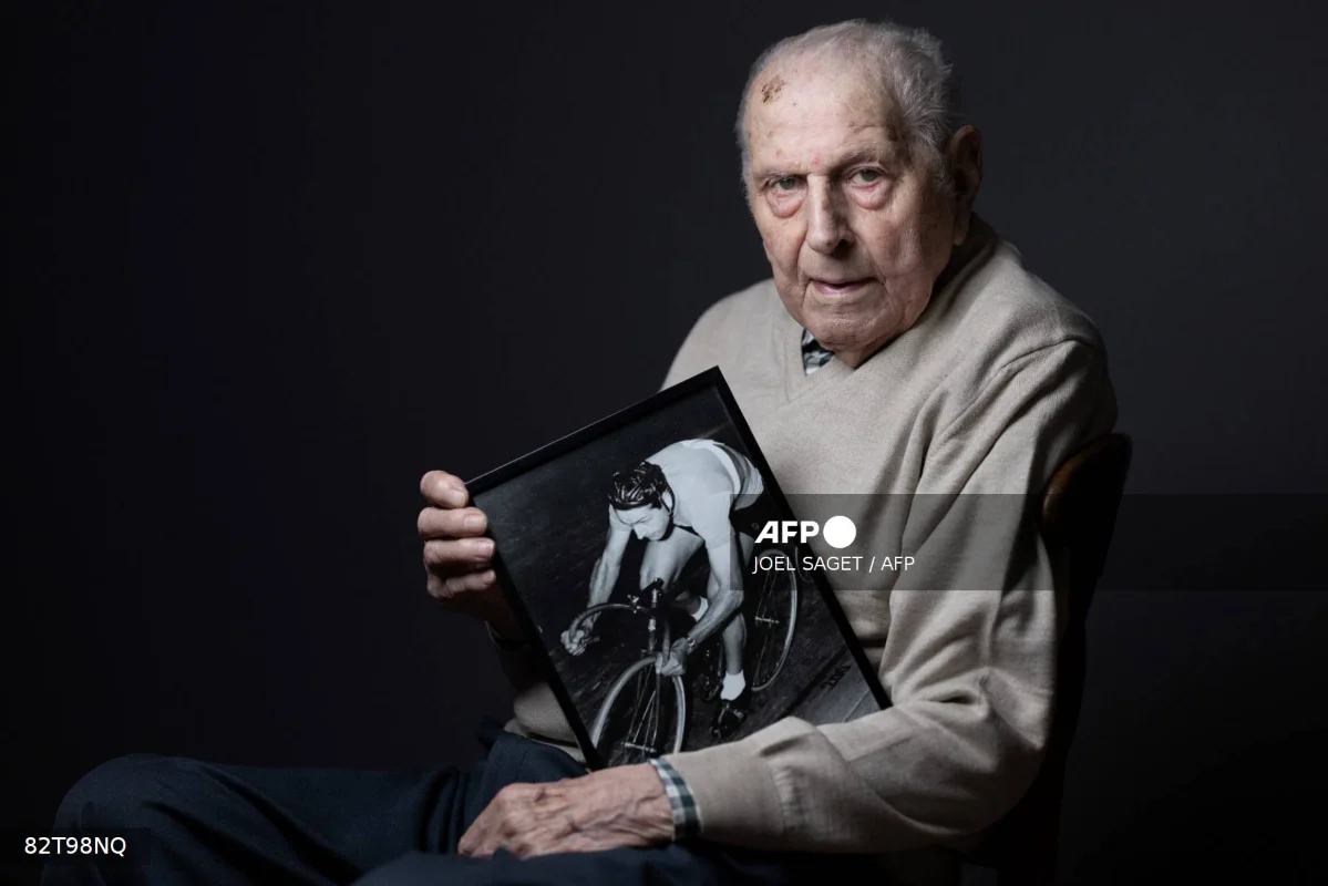 World_s_oldest_Olympic_gold_medallist_Charles_Coste_dies_at_101