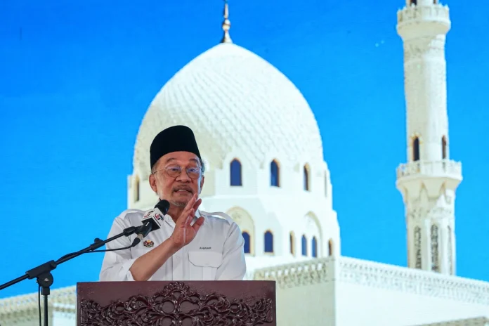 Zakat institution must be proactive in eradicating hardcore povery - PM Anwar