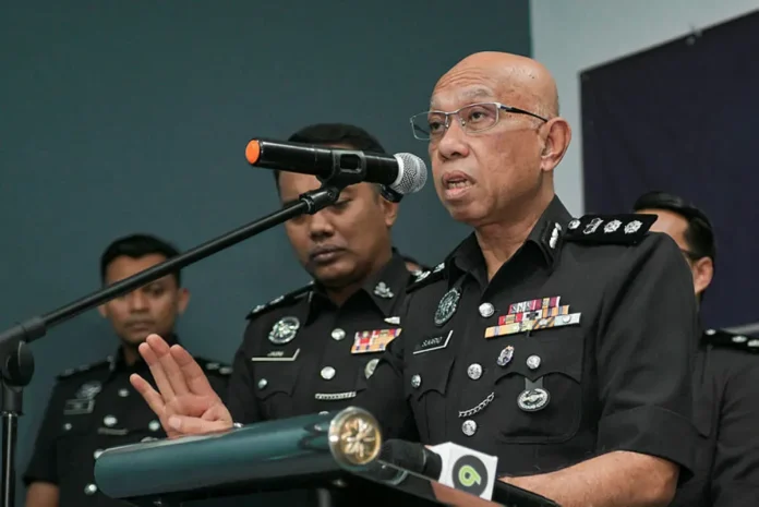 Polis tumpas kegiatan samun stesen minyak dan curi motosikal