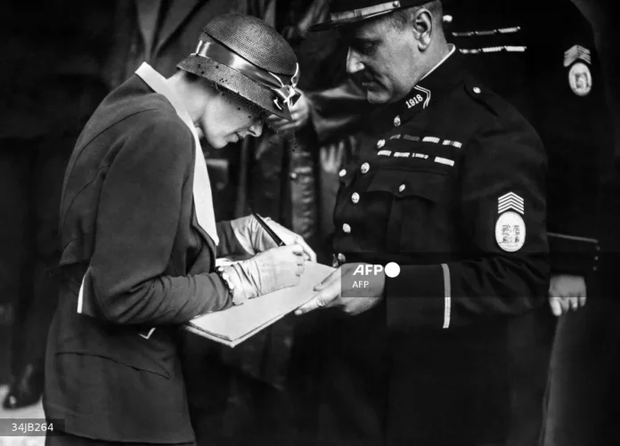 Batch of declassified US govt records on aviator Amelia Earhart released