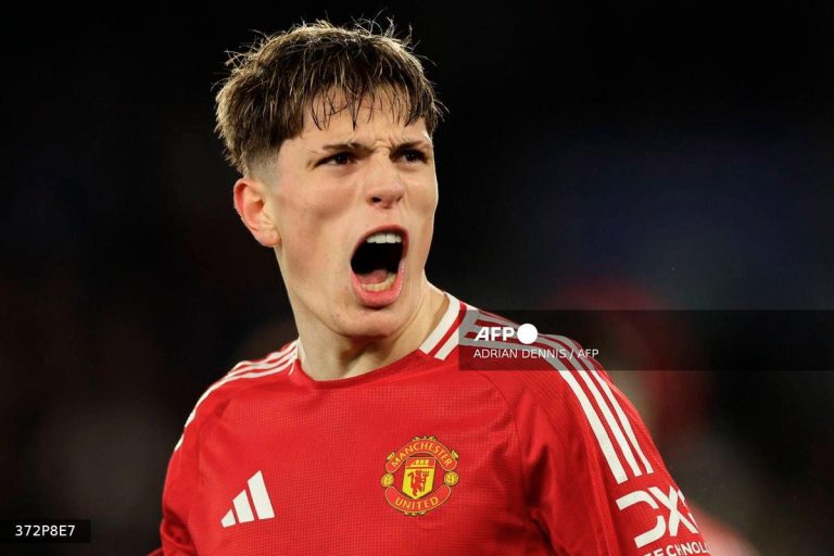 Chelsea sign Alejandro Garnacho from Manchester United for £40 million