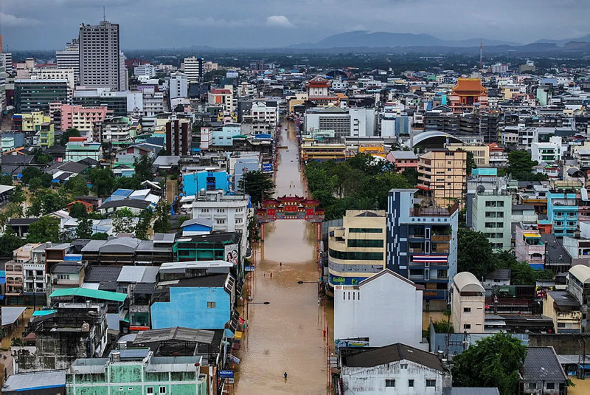 asia-weather-thailand (2) Rakyat Malaysia terdampar di Hatyai terima bantuan tempatan