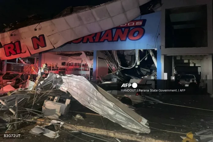 braziltornado Tornado kills five, injures more than 400 in Brazil