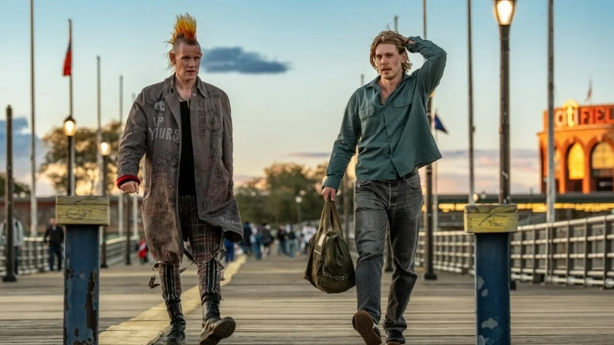 Caught stealing brings back old-school crime thriller Caught stealing -matt smith & austin butler