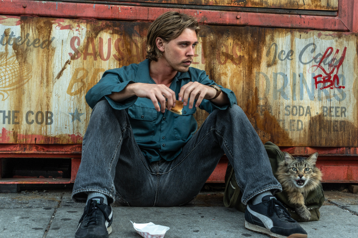 Caught stealing brings back old-school crime thriller Caught stealing brings back old-school crime thriller