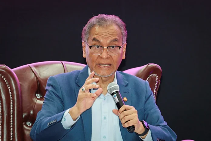 Violent video games can affect children's mental health says minister