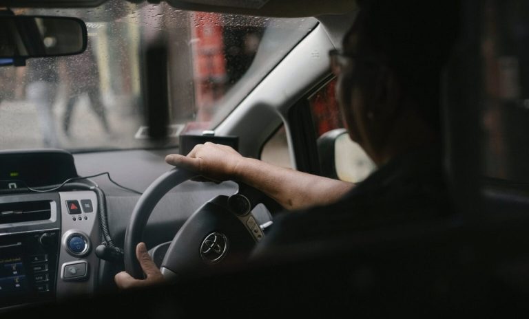 Government raises fuel quota for e-hailing drivers