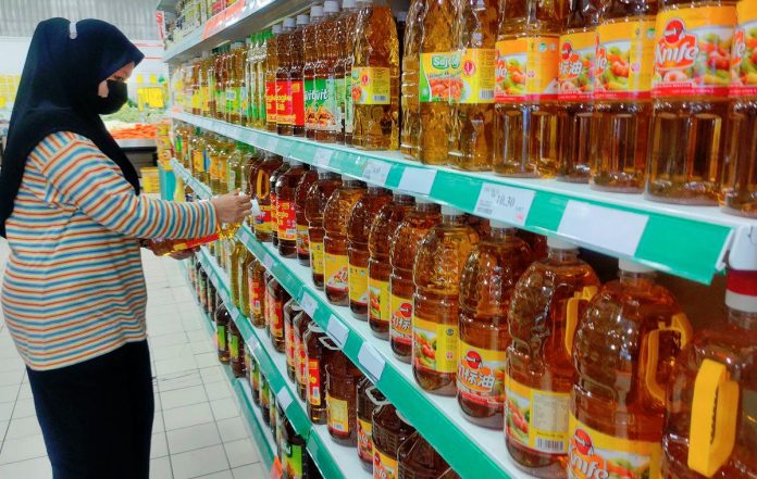 “Happy July?” — Netizens react to SST hike as bills climb, wages stagnate