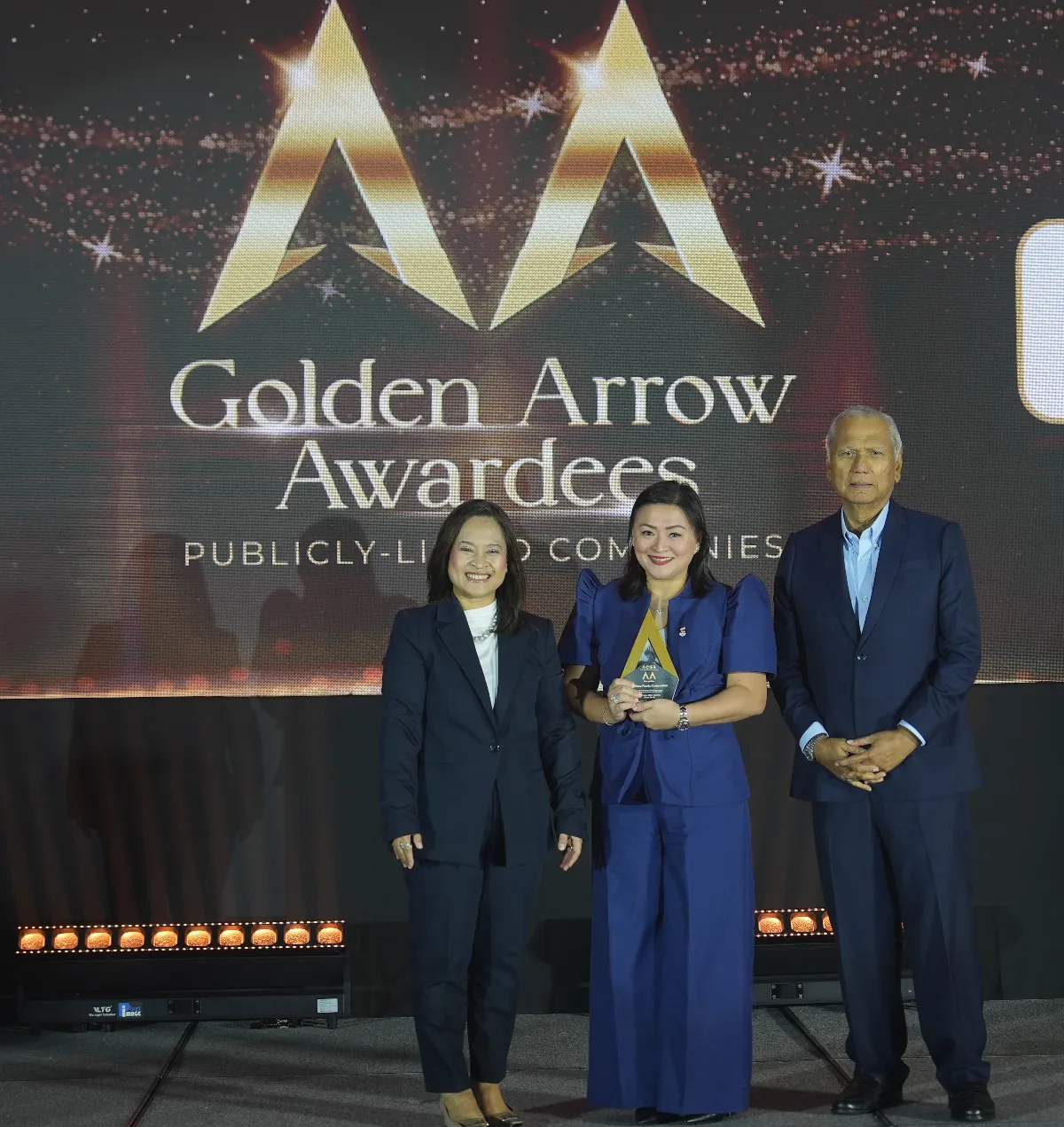 jollibee-group-golden-arrow-awards Jollibee Foods Corporation Recognized for Strong Corporate Governance
