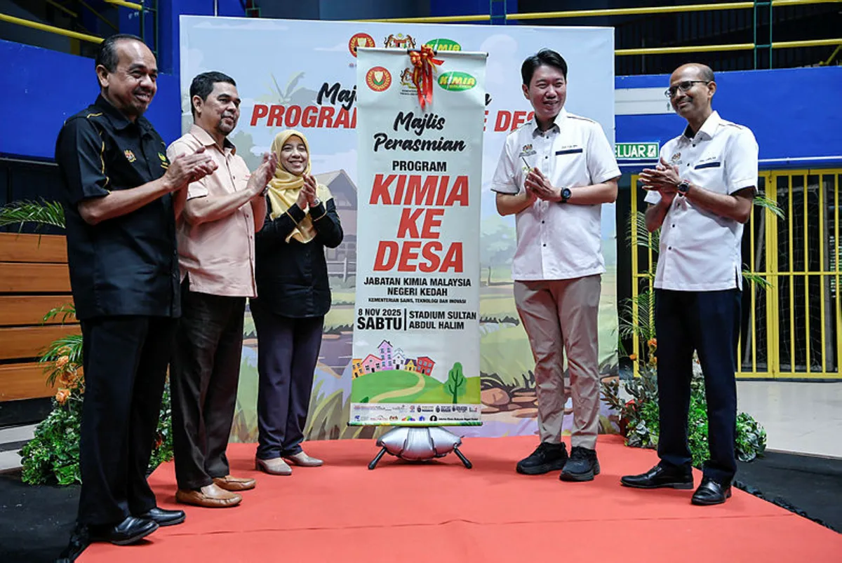 kimia : Kampung Terong Asam, SK Langgar dipilih sebagai Angkat MADANI