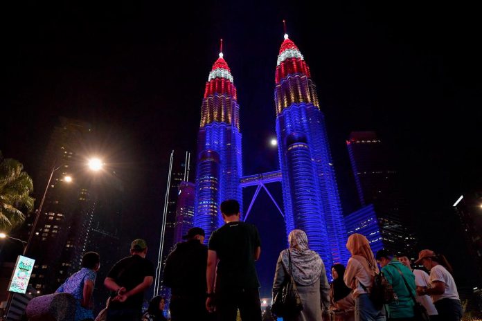 Malaysian woman who visited 50 countries praises Malaysia’s diverse culture and affordability Malaysian woman who visited 50 countries praises Malaysia’s diverse culture and affordability