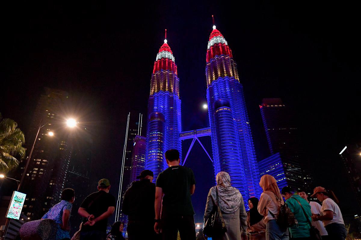 Malaysian woman who visited 50 countries praises Malaysia’s diverse culture and affordability Malaysian woman who visited 50 countries praises Malaysia’s diverse culture and affordability