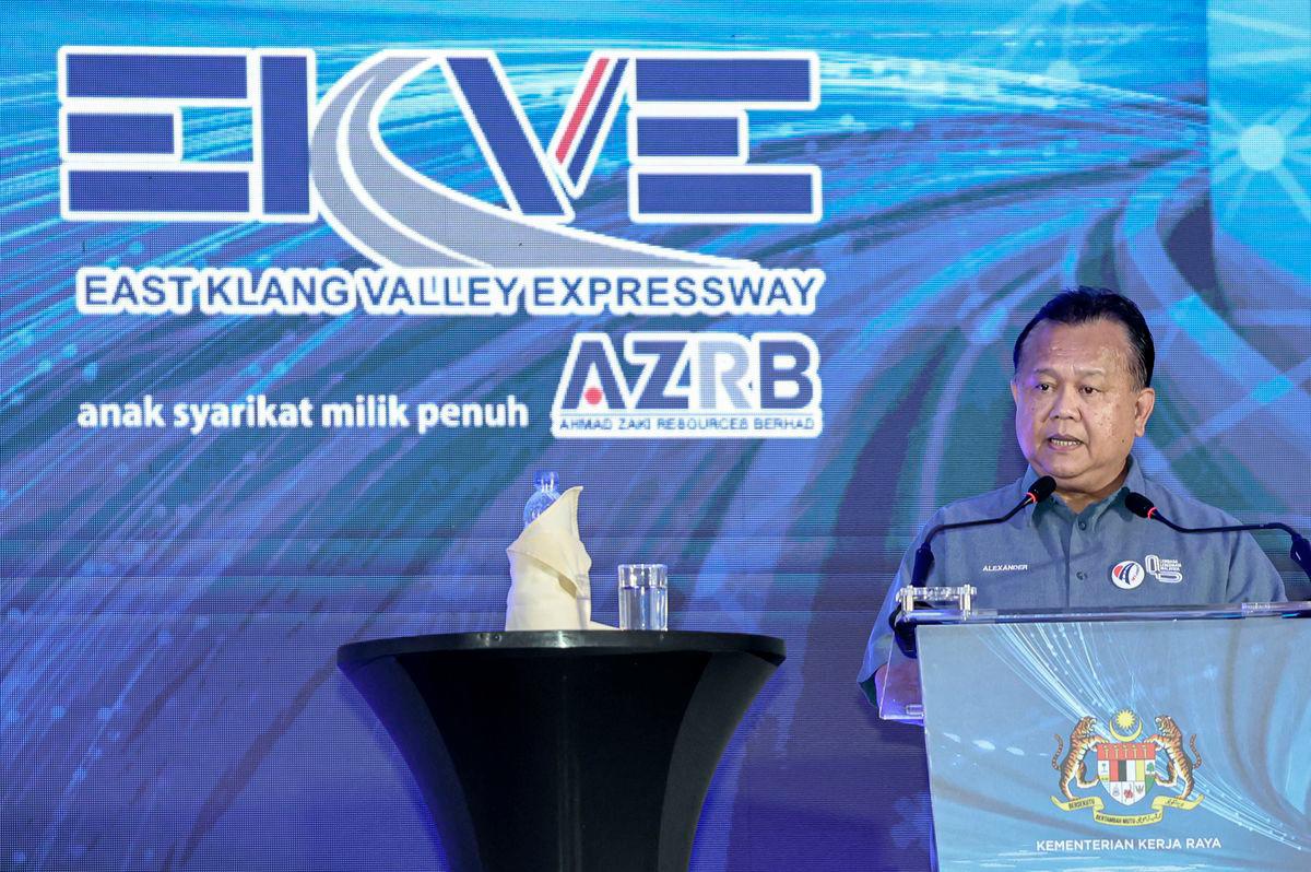 EKVE Section One opens to strengthen Klang Valley road network EKVE Section One opens to strengthen Klang Valley road network