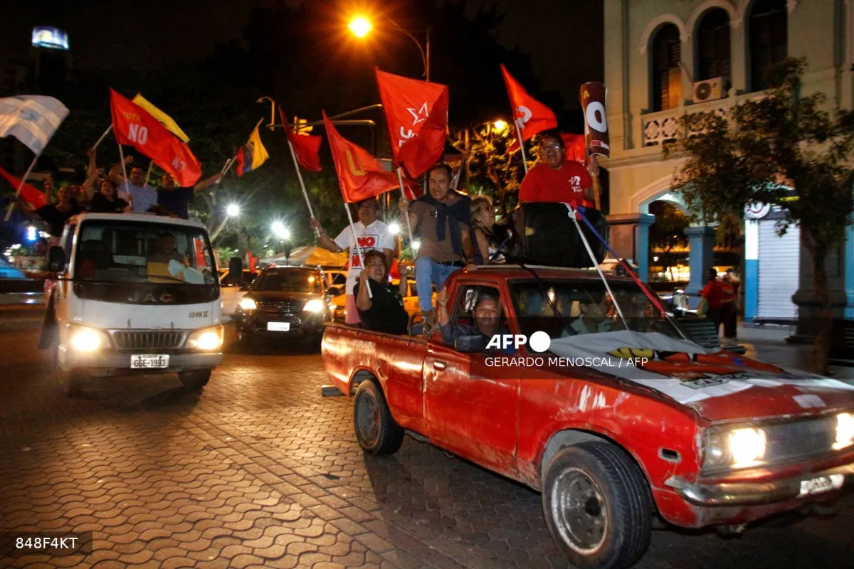 mockup-ecuadorreferendumvote Ecuador voters reject return of US military bases