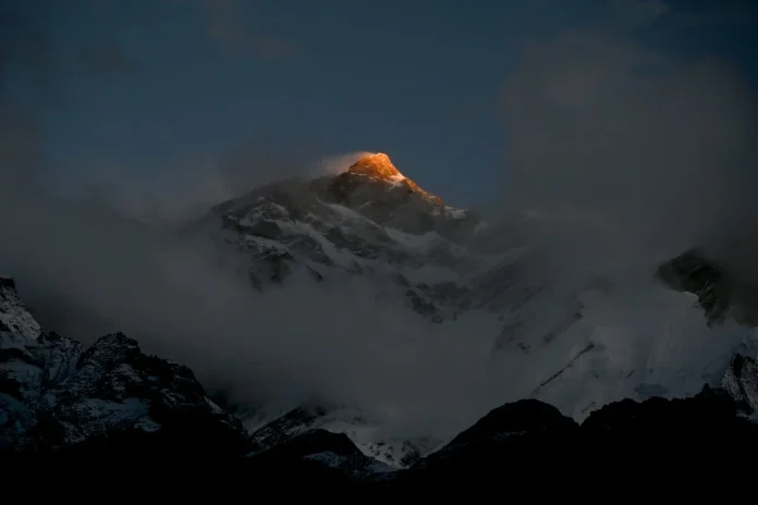 Australian climber dies on Nepal's Himlung Himal peak at 6,100m