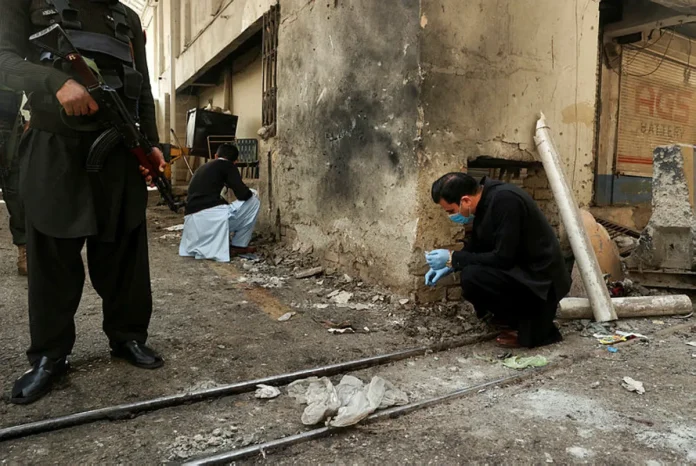 Suicide bombers kill 3 at Pakistan paramilitary HQ