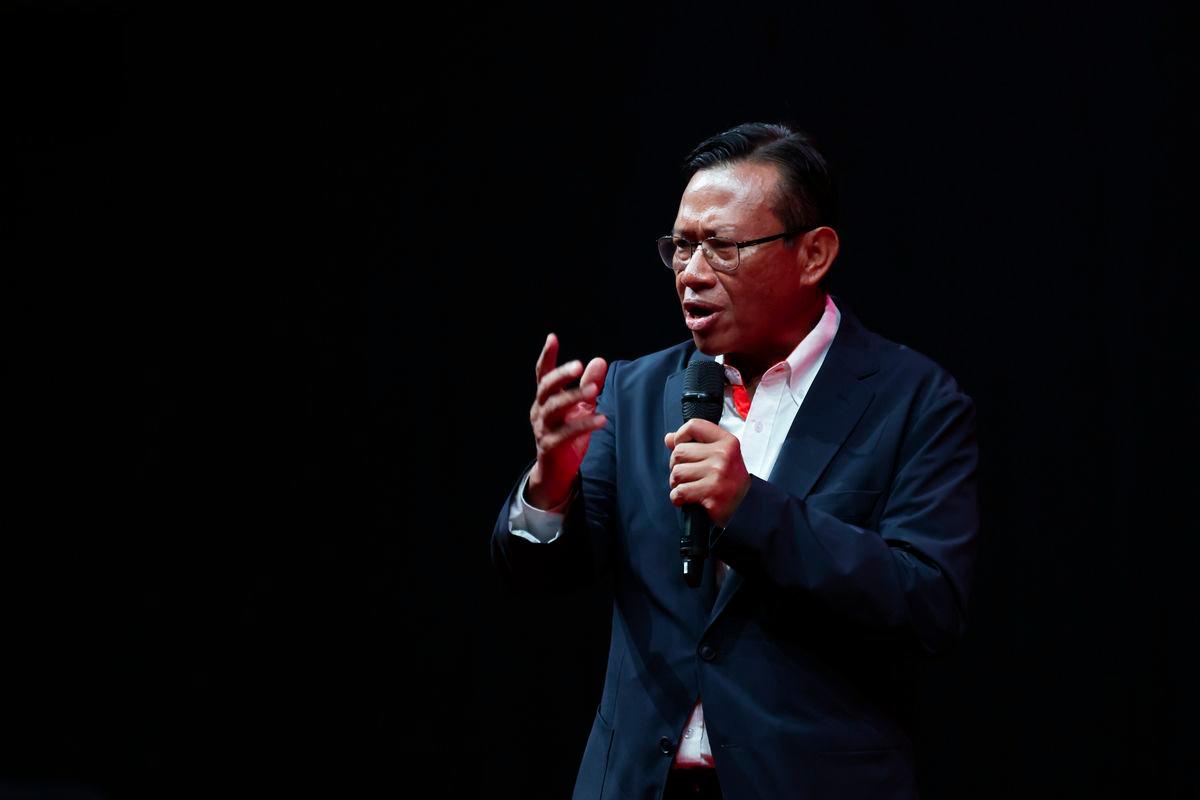 Kontrak Ahmad Shabery sebagai pengerusi Felda tamat semalam Kontrak Ahmad Shabery sebagai pengerusi Felda tamat semalam