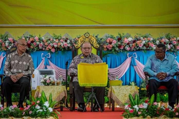 Generasi muda perlu seimbangkan kecemerlangan ilmu dengan keperibadian baik - Raja Perlis