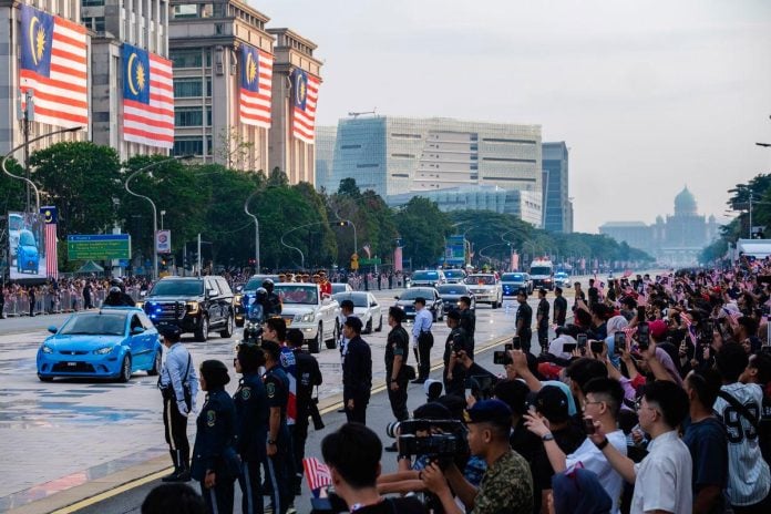 Lebih 100,000 banjiri Dataran Putrajaya rai Hari Kebangsaan 2025