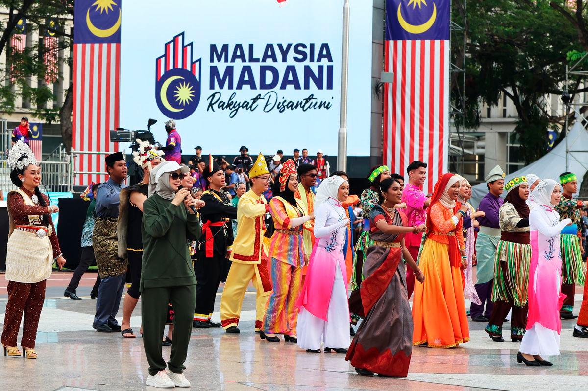 Siti Nurhaliza to perform HKHM 2025 theme song at Dataran Putrajaya Siti Nurhaliza to perform HKHM 2025 theme song at Dataran Putrajaya