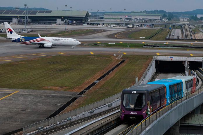Aerotrain baharu KLIA lebih cekap dan selesa - reaksi penumpang