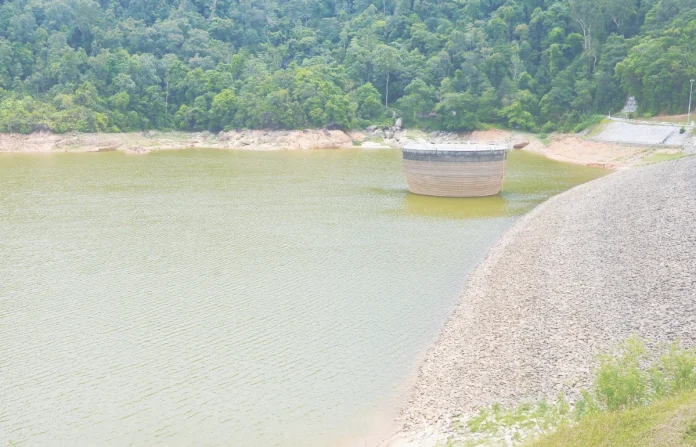 Malaysia must process, not export, rare earths