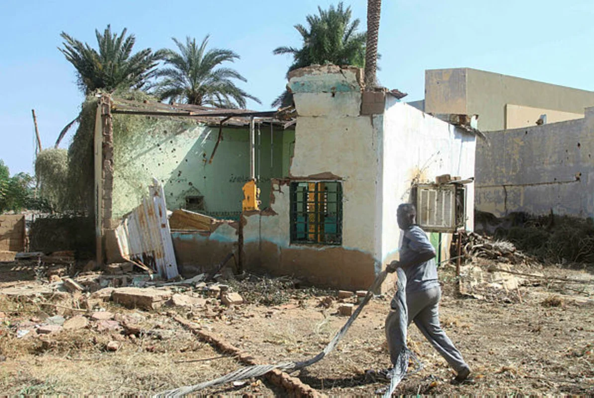 Sudanese city fears paramilitary assault as drone shot down