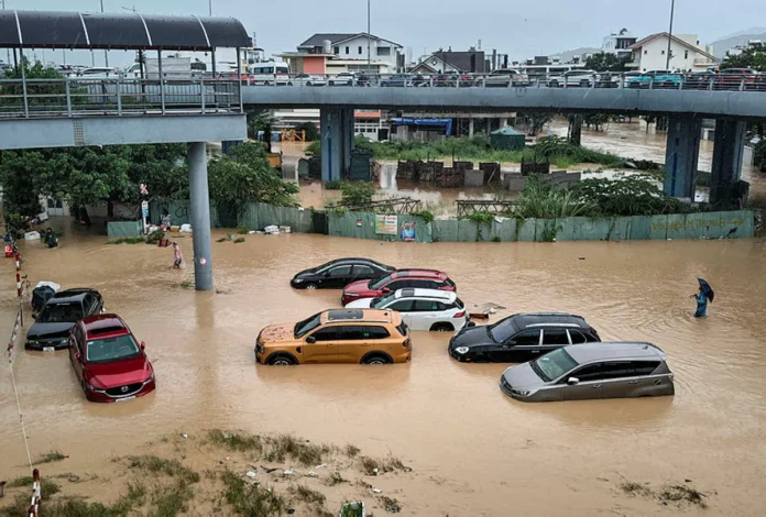 Vietnam flooding death toll rises to 16