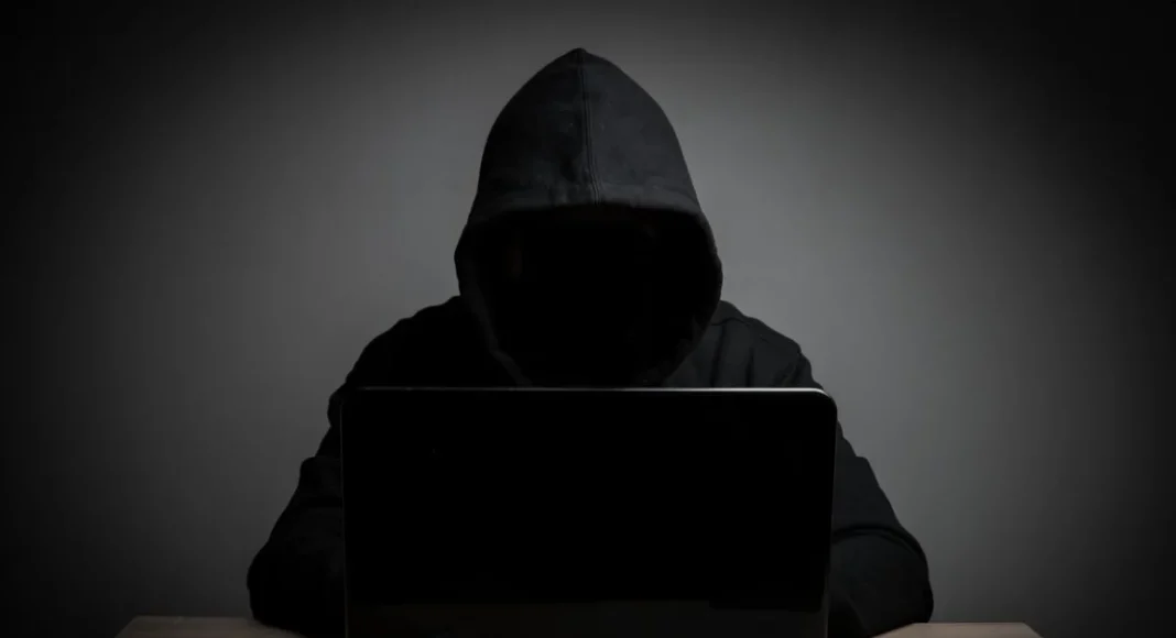 Police bust call centre behind online investment scam