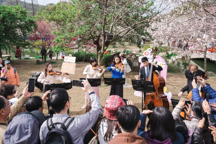 The Wuxi Symphony Orchestra at Yuantouzhu