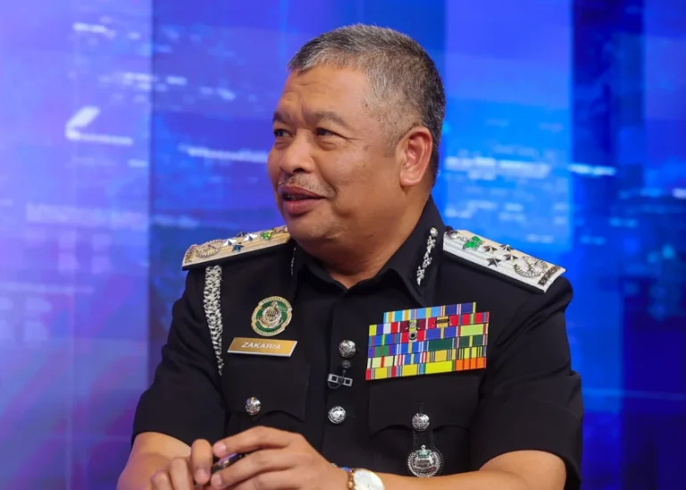 Imigresen tawar ganti pasport rosak, hilang akibat banjir percuma