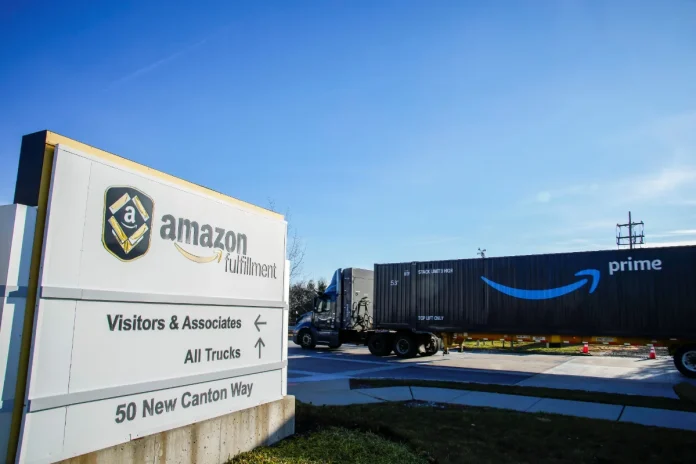 Amazon tests 30-minute grocery delivery in two US cities