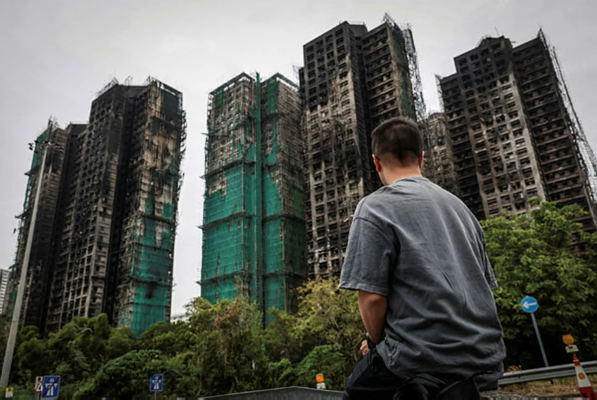 2025-12-02T230400Z_431131226_RC2R6IAY9D7V_RTRMADP_3_HONGKONG-FIRE-WONGFAMILY-PICTURE_t692f6274_m600_x4b2afdf2