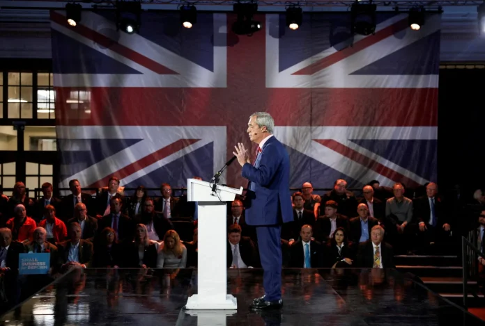 Nigel Farage targets Scottish town with Reform UK rally amid immigration debate Nigel Farage targets Scottish town with Reform UK rally amid immigration debate