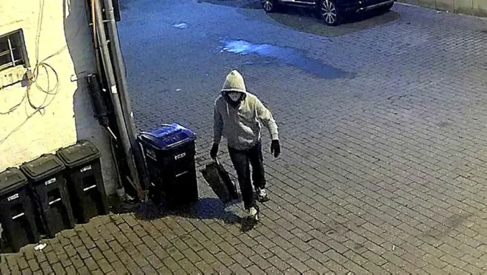 US man accused of planting pipe bombs ahead of Capitol riot to appear in court