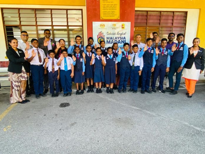 SJK(T) Ladang West Country Barat becomes a MADANI adopted school